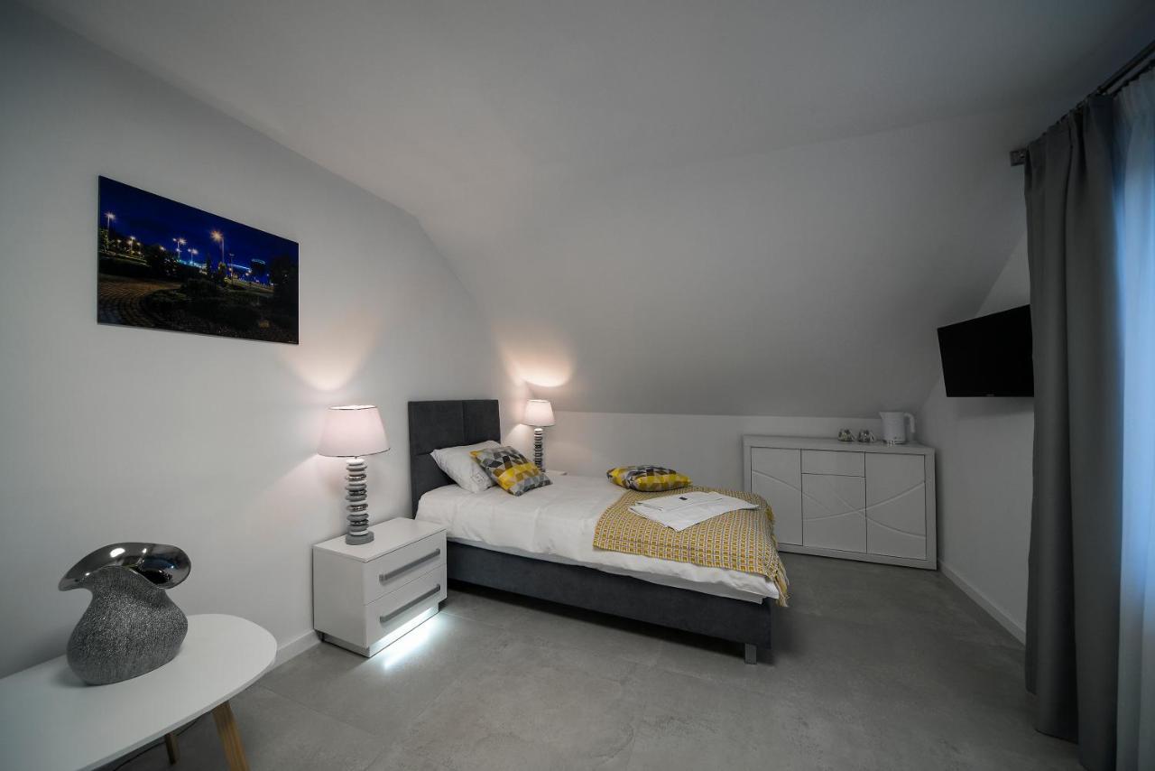 Kp Claudia Apartment Wieliczka Ngoại thất bức ảnh